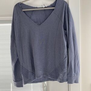 Z by Zella long sleeve top. Grey/purple color. Textured